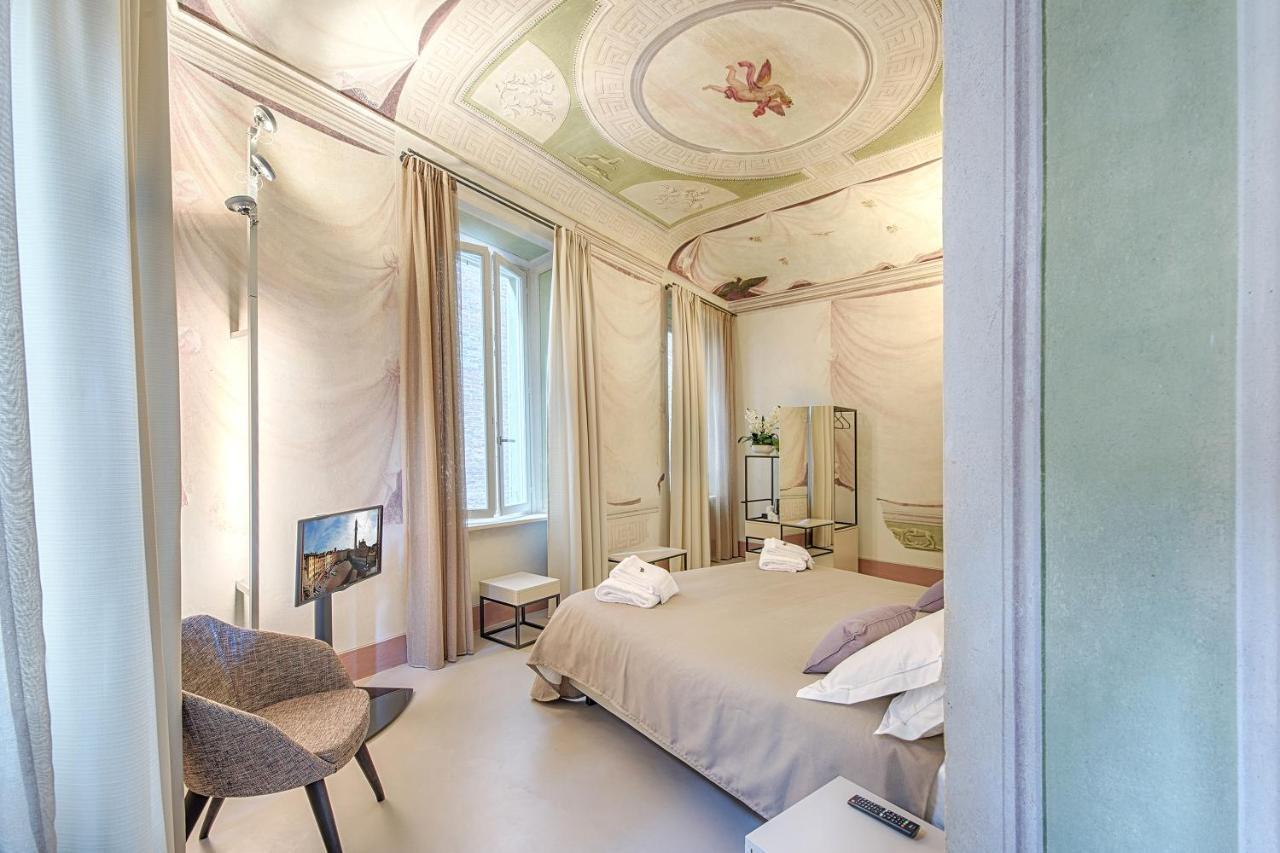 Residenza D'Epoca Le Aquile Bed & Breakfast Siena Bagian luar foto
