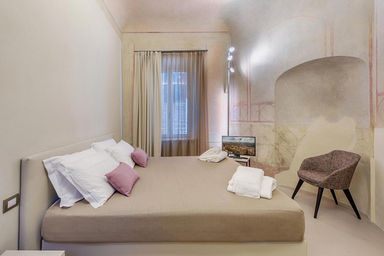 Residenza D'Epoca Le Aquile Bed & Breakfast Siena Bagian luar foto